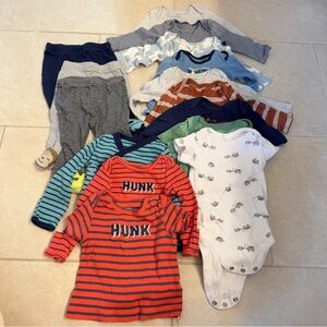 Carter’s & Gap Baby boys 3 months clothes bundle bodysuits and pants Lot 15 Pcs